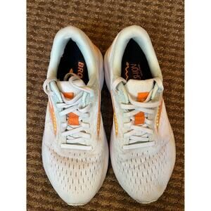 🧡Brooks Ghost 16 running shoes. Women’s size 6.5. GUC!🧡